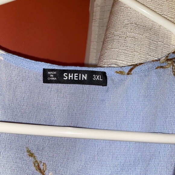 Floral Plus Size Dress size: 3XL - Picture 3 of 4